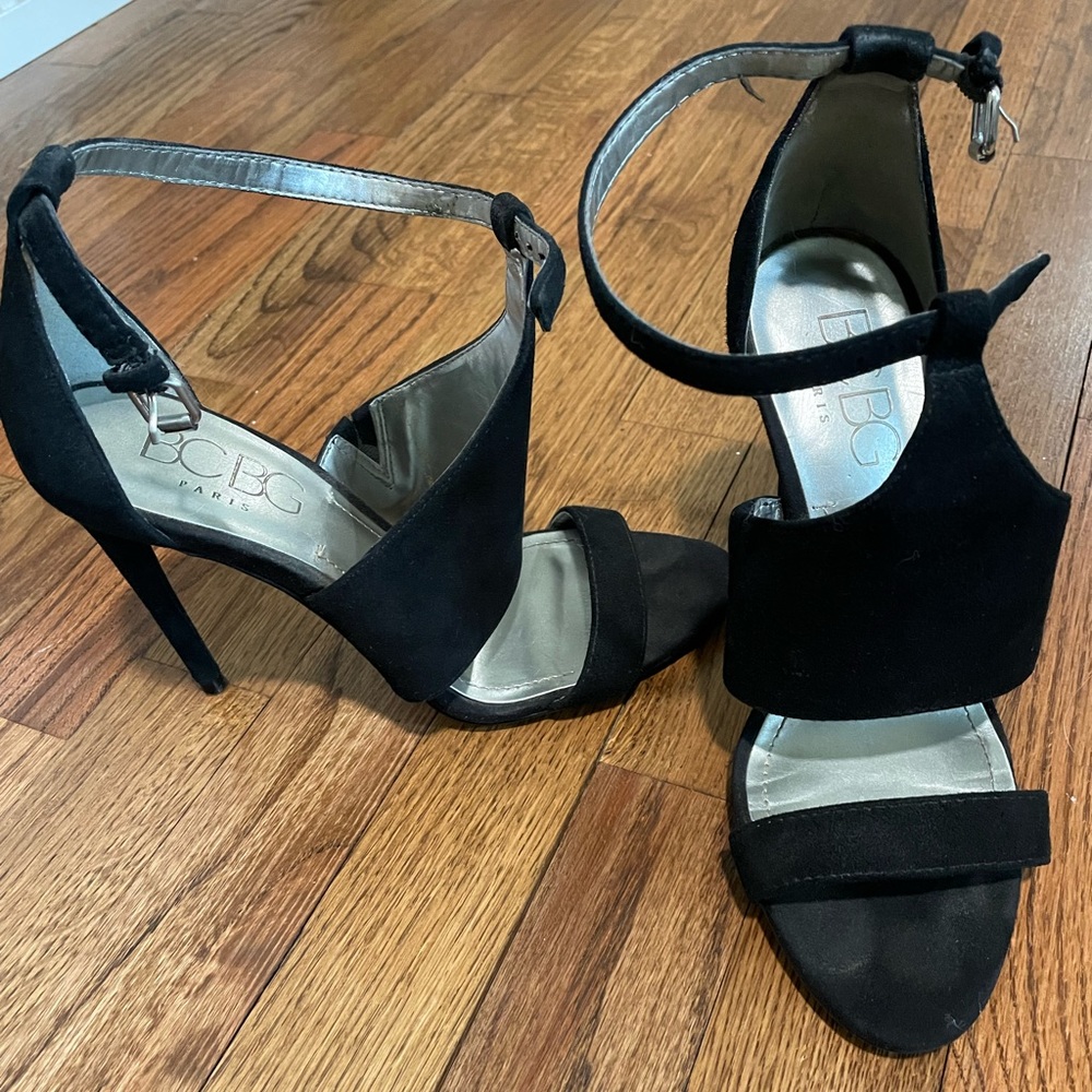BCBG heels
